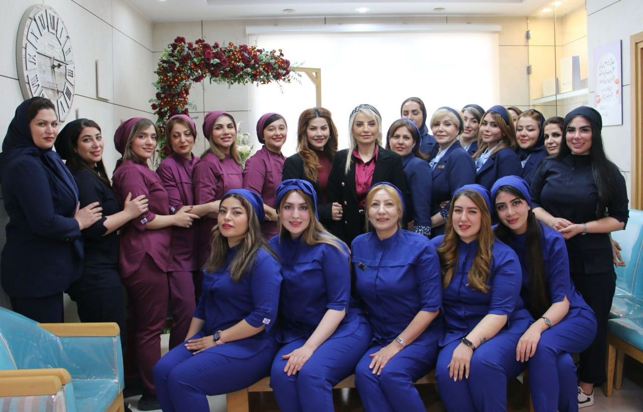 تیم کلینیک تخصصی شادی در کرج